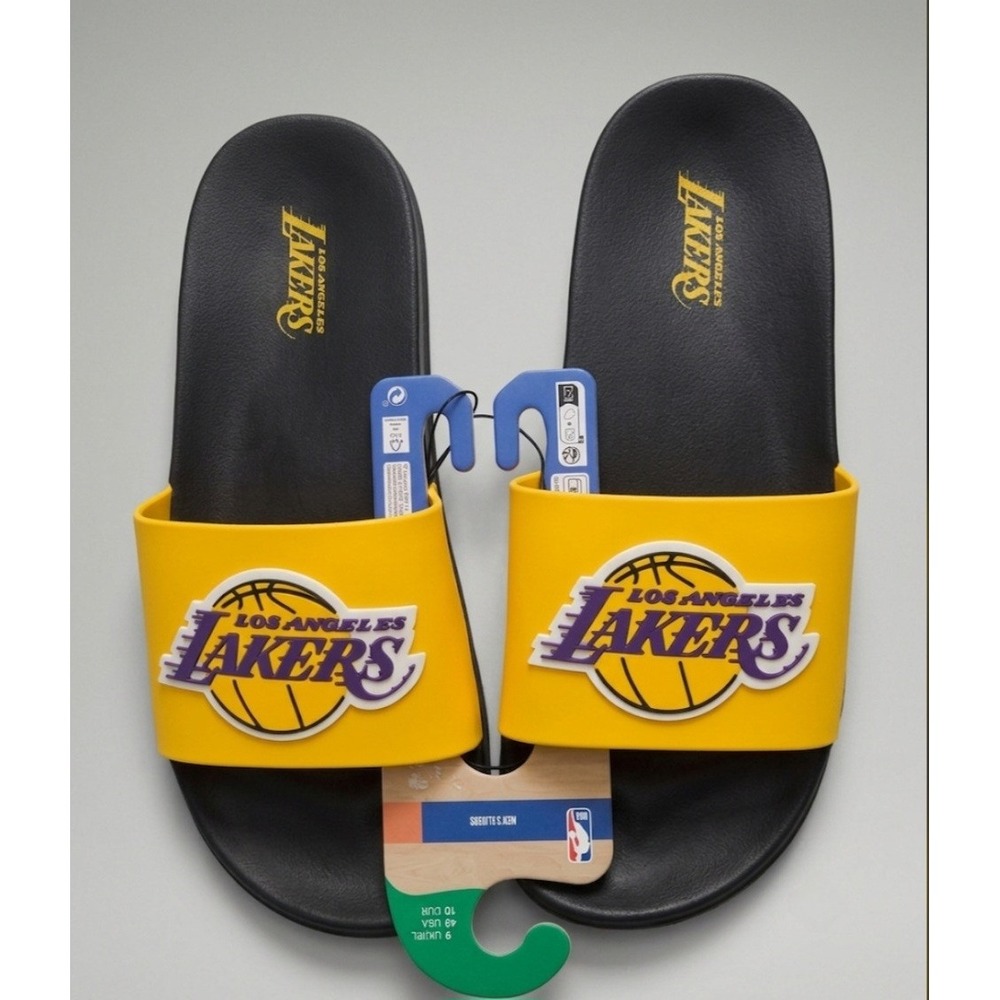 NBA Los Angeles Lakers Mens Slides Yellow Black Logo Sandals Size 10 USA NEW